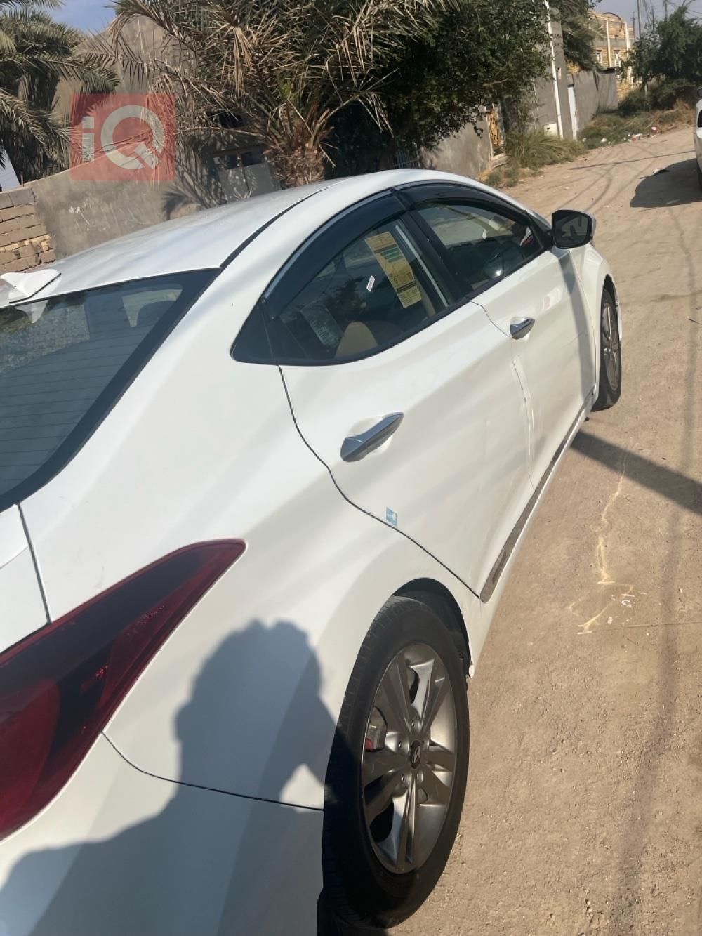 هیوندای ئەلەنترا